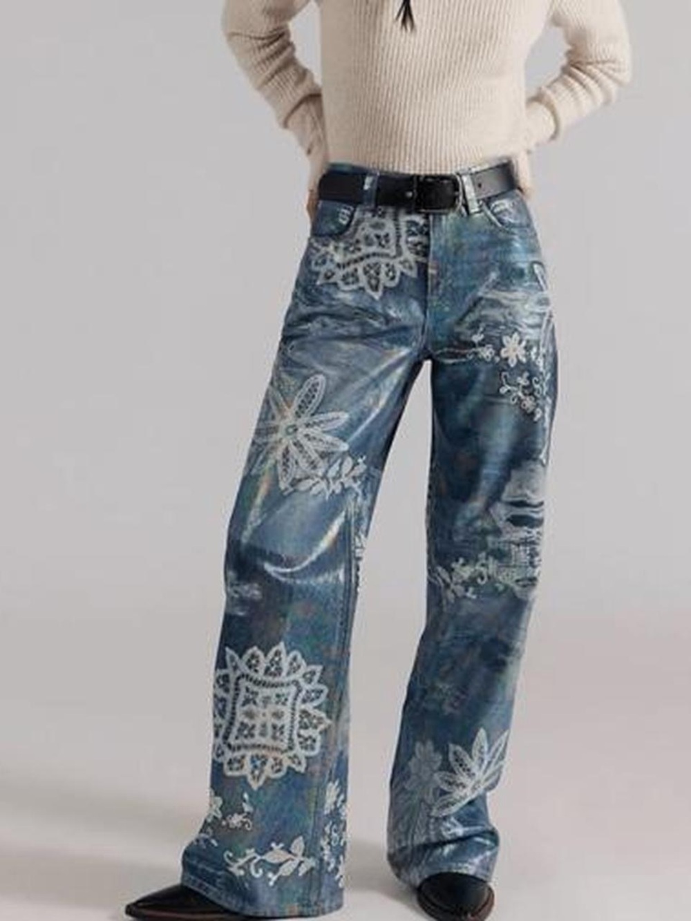 We The Free Blue Floral Bandana-Print Wide-Leg Jeans